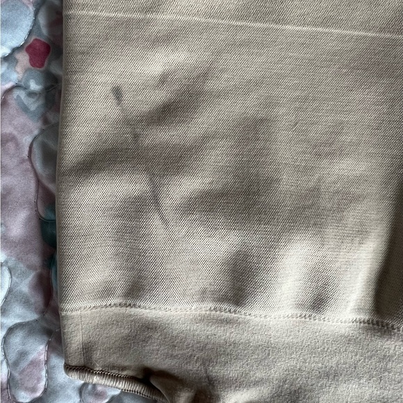 SKIMS Women's Seamless Sculpt Thong Shapewear - Beige - Size Small - Picture 5 of 5